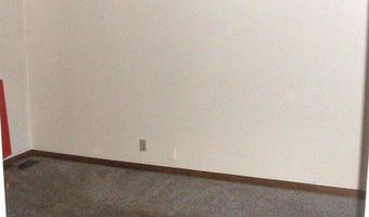 57 Hopson St, Auxier, KY 41602