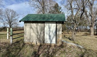 1522 County Road 404, Alton, MO 65606