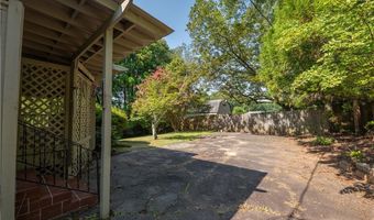 4559 Collins Ave, Acworth, GA 30101