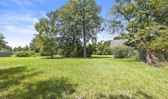 405 Cypress Dr, Baker, LA 70714