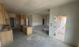 221 Michelle Dr, Beebe, AR 72012