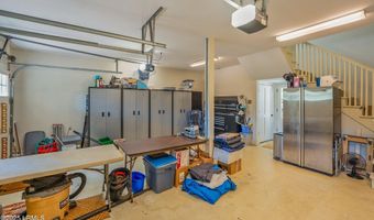 110 Coosaw Club Dr, Beaufort, SC 29907