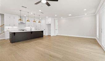 5480 Bandolino Ln 423, Peachtree Corners, GA 30092