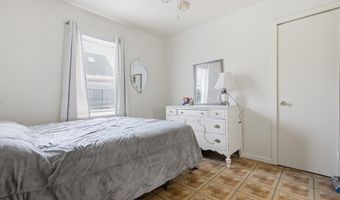 674 E BAY Ave, Barnegat, NJ 08005