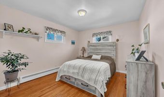 64 Golden Hill Rd, Danbury, CT 06811