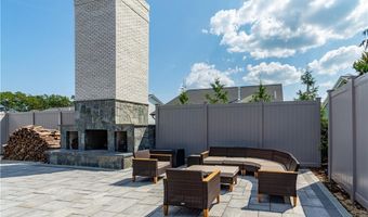 19 Hampton Rd 69, Coventry, RI 02816