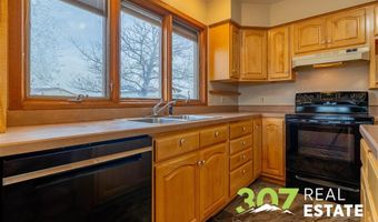 231 Carter View Dr, Cody, WY 82414