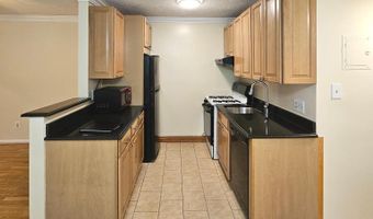 7723 DONNYBROOK Ct 6, Annandale, VA 22003