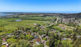 1661 Brigid Ln, Arcata, CA 95521