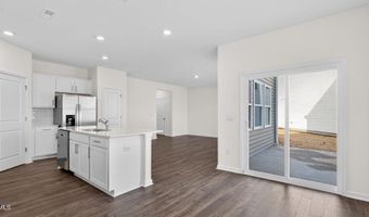 75 Green Laurel Dr, Angier, NC 27501