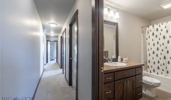 121 Scott Dr, Bozeman, MT 59718