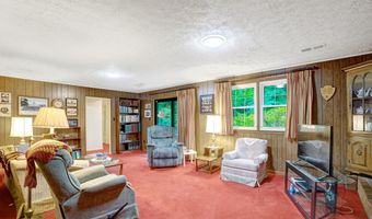 8422 GEORGIAN Way, Annandale, VA 22003