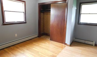 81 S Main St, Athens, ME 04912