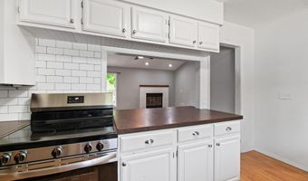4034 Danbury St, Bel Aire, KS 67220