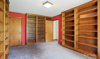 713 Alexis Lucia Rd, Alexis, NC 28006