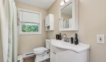 238 Corn Hill Rd, Boscawen, NH 03303