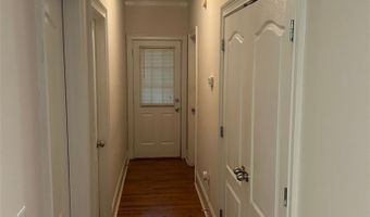 1585 Cedar Shoals Dr, Athens, GA 30605
