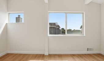 2013 Dolphin Dr, Aptos, CA 95003