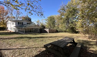 106 S Mansfield Rd, Ava, MO 65608