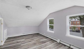 100 Pine Grove St, East Providence, RI 02916