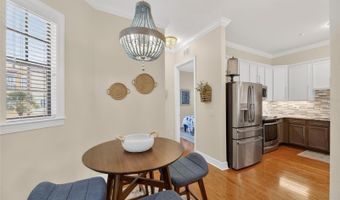 6408 MAYRA SHORES Ln, Apollo Beach, FL 33572