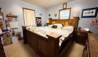 4720 State Highway 39, Aurora, MO 65605