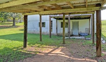 3231 Sardis Lake Dr, Batesville, MS 38606