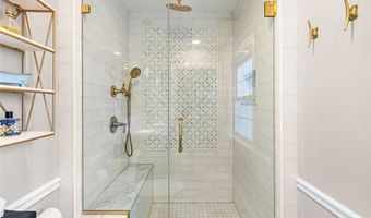 15 Zephyr Ln, Barrington, RI 02806
