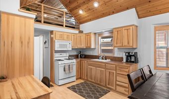 7979 Hyatt Prairie Rd 32, Ashland, OR 97520