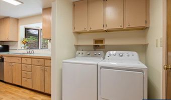 90278 Hill Rd, Springfield, OR 97478