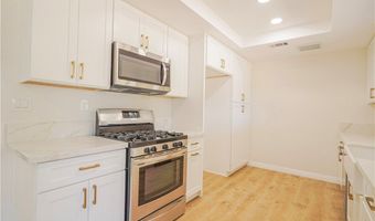 21211 VALENCIA St, Apple Valley, CA 92308