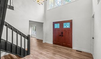 31 STONE MOUNTAIN Ln, Marlton, NJ 08053