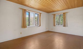 92 Sandia Cyn, Arroyo Hondo, NM 87513