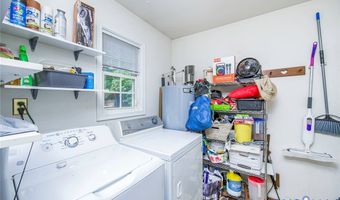 424 N James St, Ashland, VA 23005