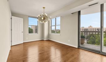 5000 BATTERY Ln 804, Bethesda, MD 20814