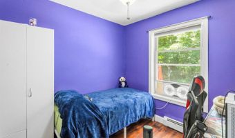 75 Marsh Rd, Belfast, ME 04915