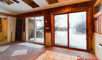 214 Yellowstone Ave, Cody, WY 82414