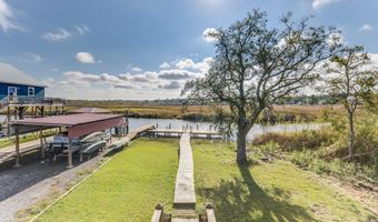 11156 E Bayou View Dr, Bay St. Louis, MS 39520