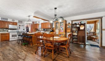 1422 MCCLOUD Rd, Aledo, IL 61231