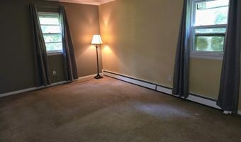 17 Youngs Rd, Andover, NJ 07860