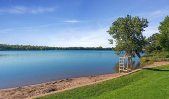 3260 Snelling Ave N, Arden Hills, MN 55112