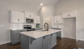 51 Monterey Dr, Albertville, AL 35950
