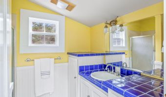 3781 N Highway 1, Albion, CA 95410