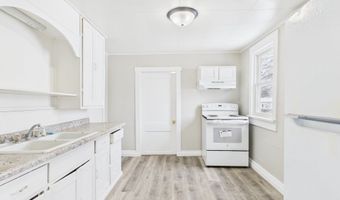 1318 E 28th St, Anderson, IN 46016