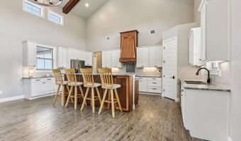 132 Wood Vly, Adkins, TX 78101