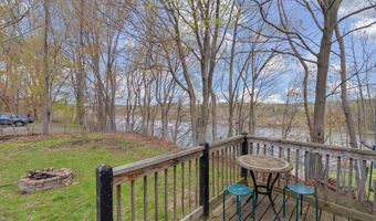 3 York St, Augusta, ME 04330