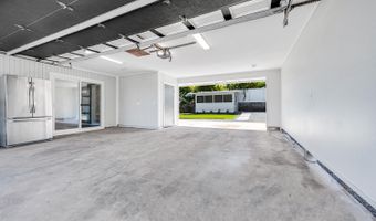 1669 Hoonanea St, Kihei, HI 96753