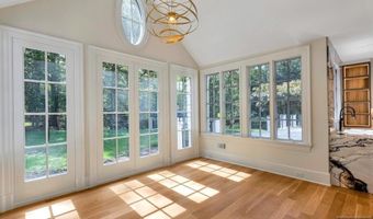 4 Duck Pond Rd, Alpine, NJ 07620