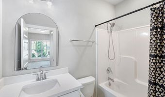 12506 Whitcomb Cir, Athens, AL 35613