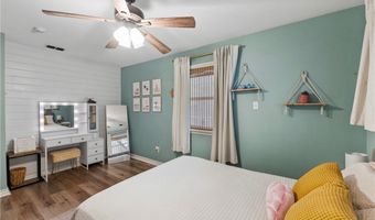 201 W Rhodes Ave, Aransas Pass, TX 78336
